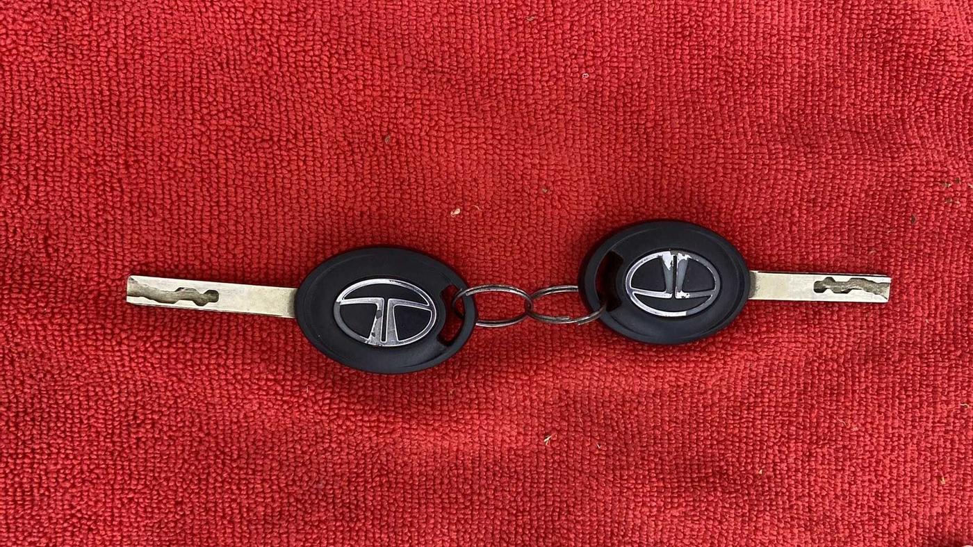 2021 Tata TIGOR XE PETROL, Petrol, Manual, 47,778 km, Key Close Up
