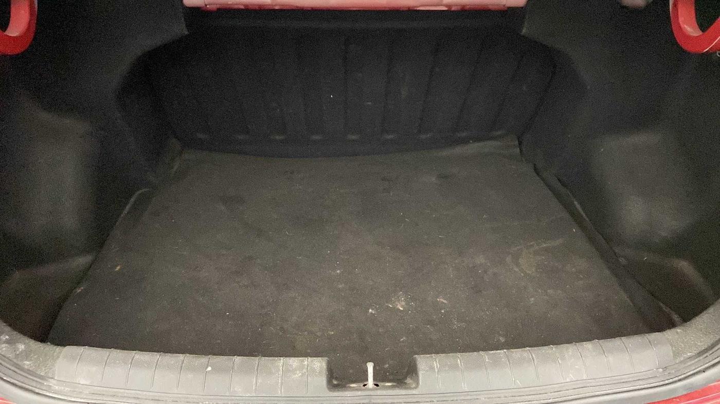 2014 Hyundai Xcent S (O) 1.2, Petrol, Manual, 89,802 km, Boot Inside