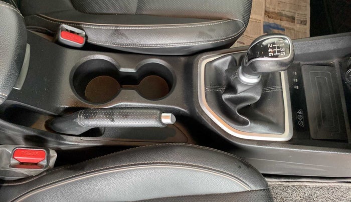 2018 Hyundai Creta SX (O) 1.6 PETROL, Petrol, Manual, 61,333 km, Gear Lever