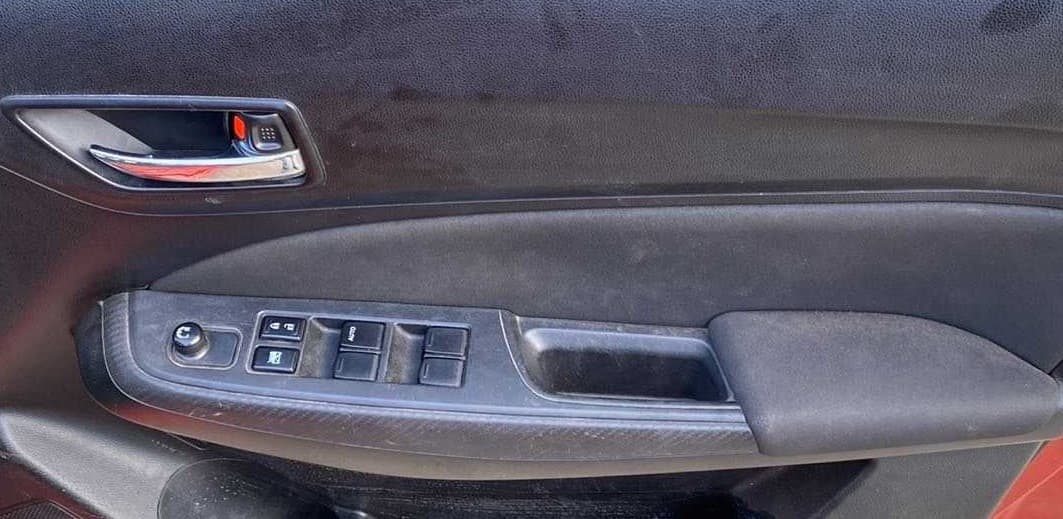 2019 Maruti Swift VXI, Petrol, Manual, 22,789 km, Driver Side Door Panels Control