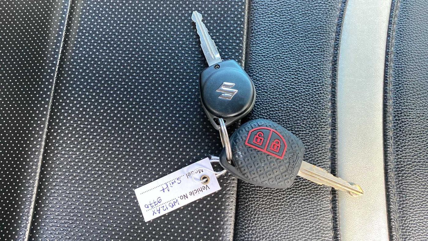 2019 Maruti Swift VXI, Petrol, Manual, 22,789 km, Key Close Up