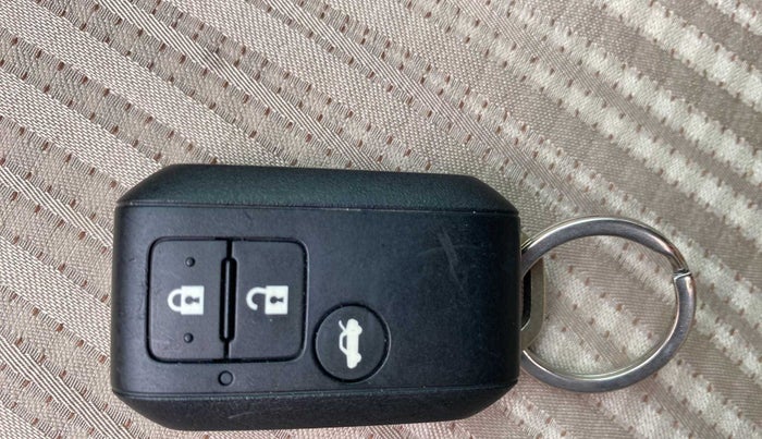 2020 Maruti Dzire ZXI Plus, Petrol, Manual, 62,744 km, Key Close Up