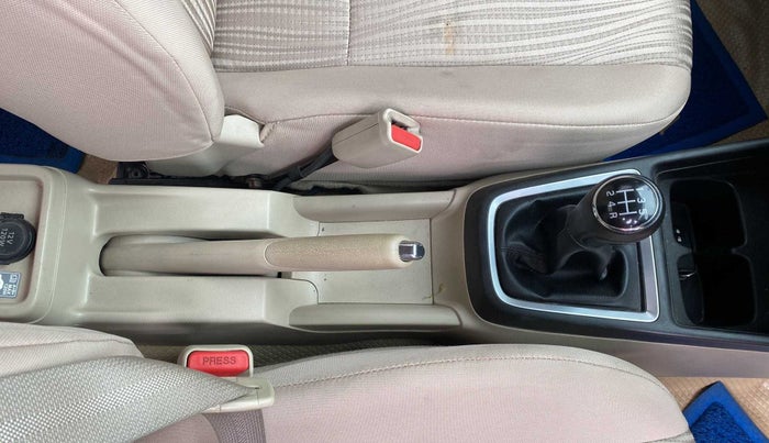 2020 Maruti Dzire ZXI Plus, Petrol, Manual, 62,744 km, Gear Lever