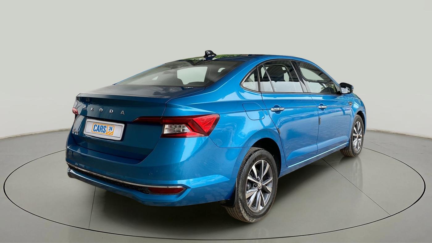 2022 Skoda SLAVIA STYLE 1.0L TSI AT, Petrol, Automatic, 33,039 km, Right Back Diagonal