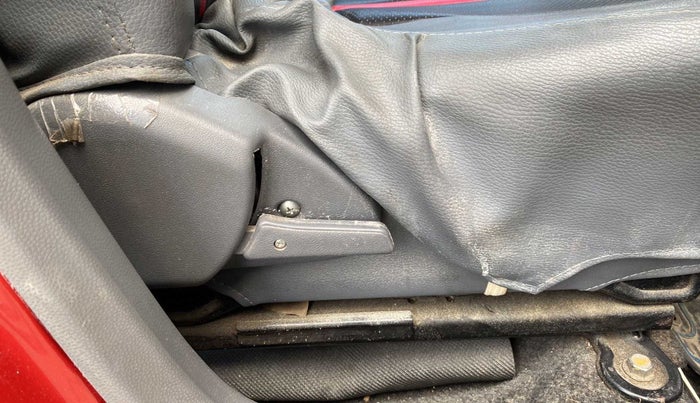 2013 Maruti Alto 800 LXI, Petrol, Manual, 18,360 km, Driver Side Adjustment Panel