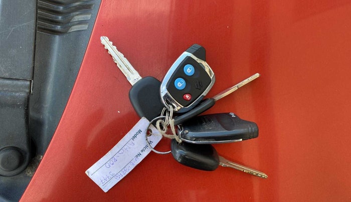 2013 Maruti Alto 800 LXI, Petrol, Manual, 18,360 km, Key Close Up