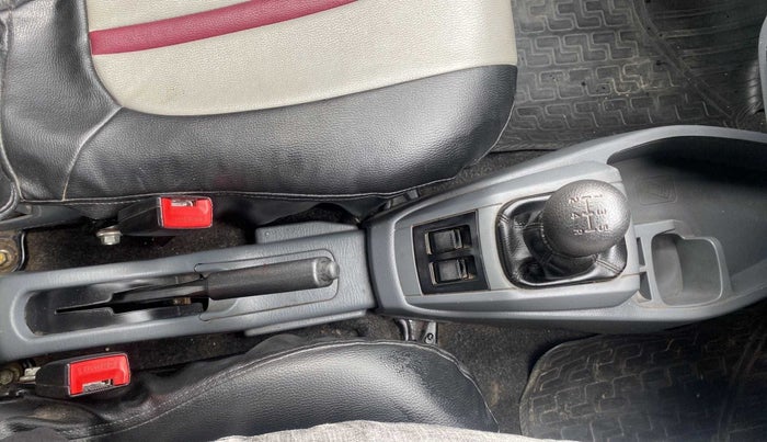 2015 Maruti Alto 800 VXI, Petrol, Manual, 49,284 km, Gear Lever