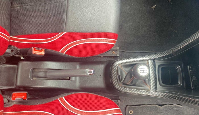 2016 Maruti Swift VXI, Petrol, Manual, 8,433 km, Gear Lever