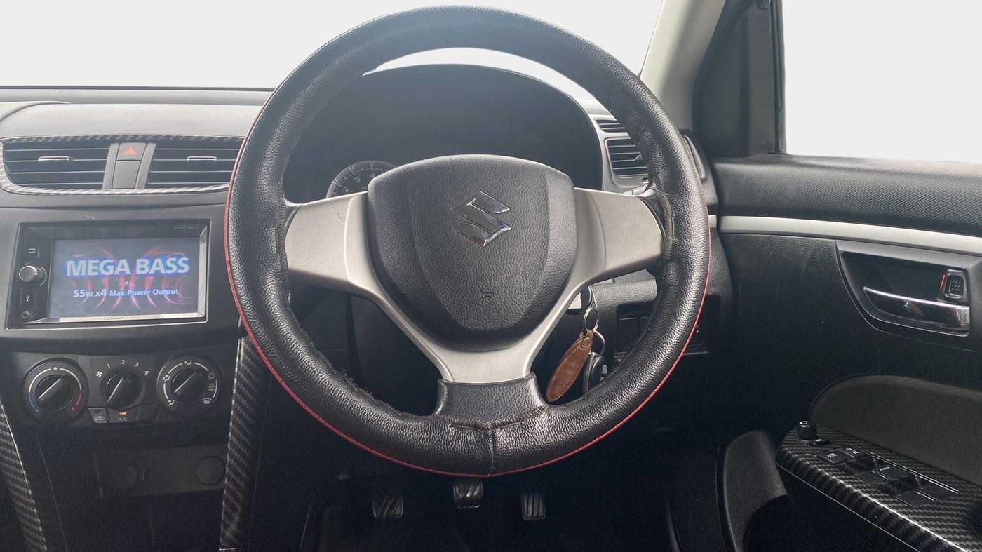 2016 Maruti Swift VXI, Petrol, Manual, 8,433 km, Steering Wheel Close Up