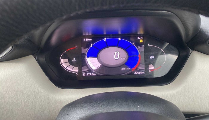 2022 Nissan MAGNITE XV MT, Petrol, Manual, 22,659 km, Odometer Image