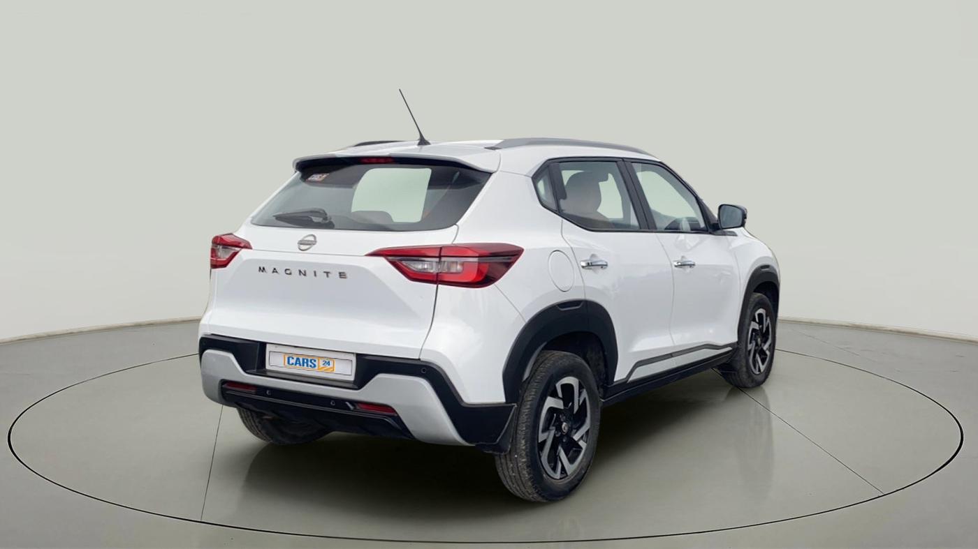 2022 Nissan MAGNITE XV MT, Petrol, Manual, 22,659 km, Right Back Diagonal