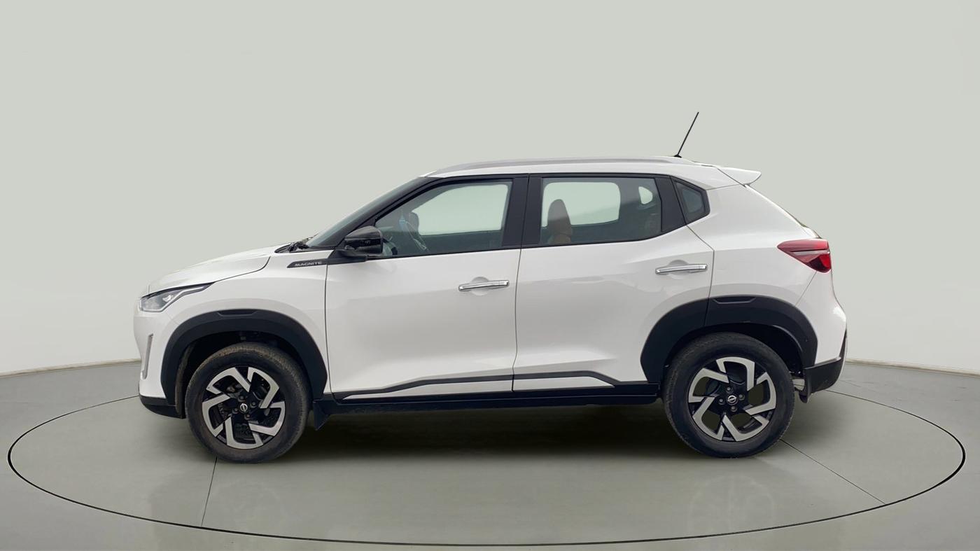 2022 Nissan MAGNITE XV MT, Petrol, Manual, 22,659 km, Left Side