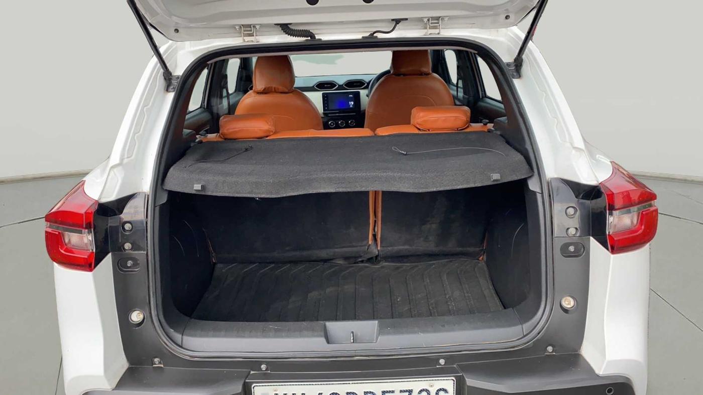 2022 Nissan MAGNITE XV MT, Petrol, Manual, 22,659 km, Boot Inside