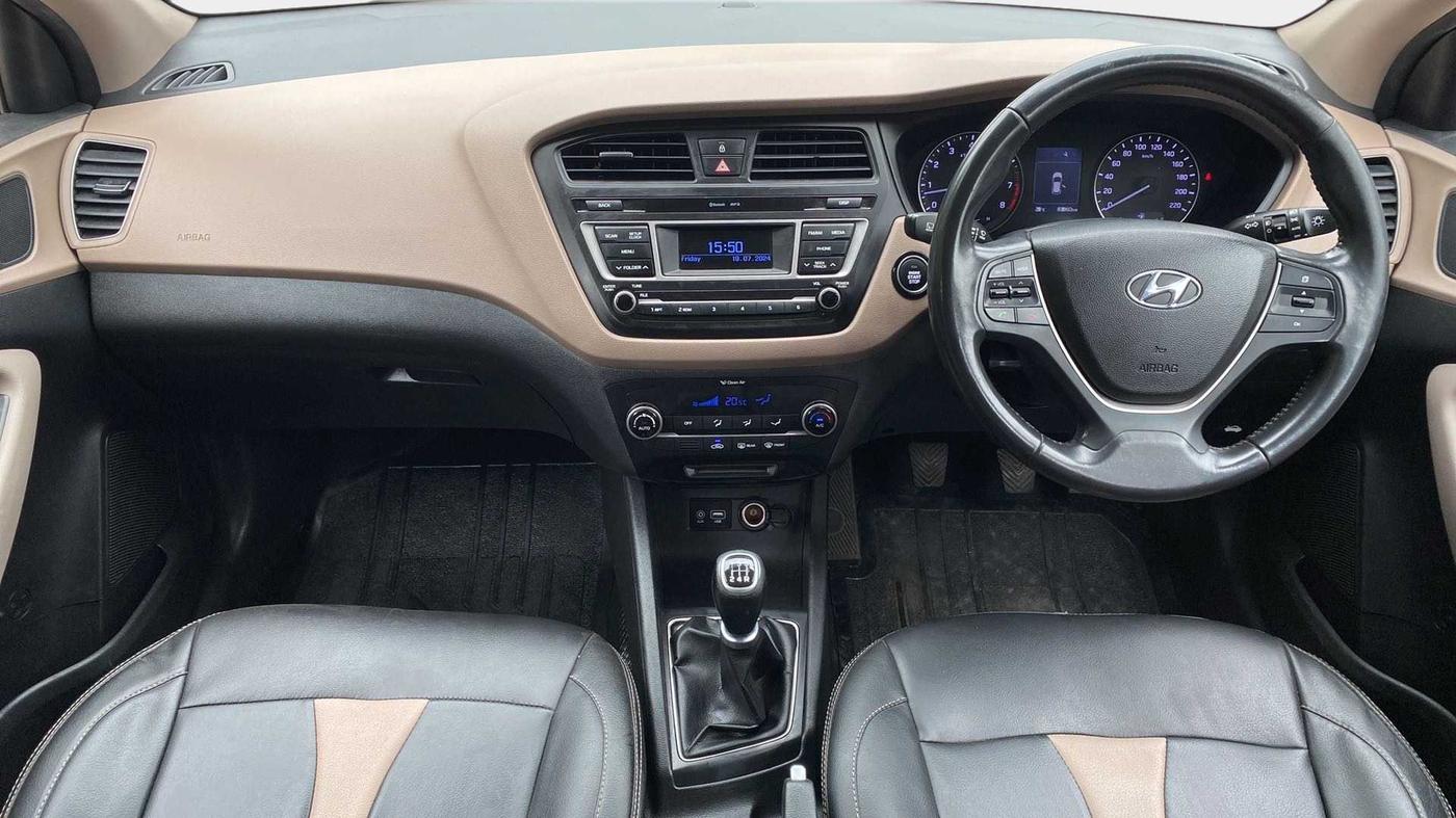 2016 Hyundai Elite i20 ASTA 1.2, Petrol, Manual, 83,926 km, Dashboard