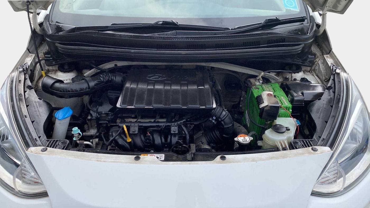 2017 Hyundai Xcent E+, Petrol, Manual, 27,747 km, Open Bonet