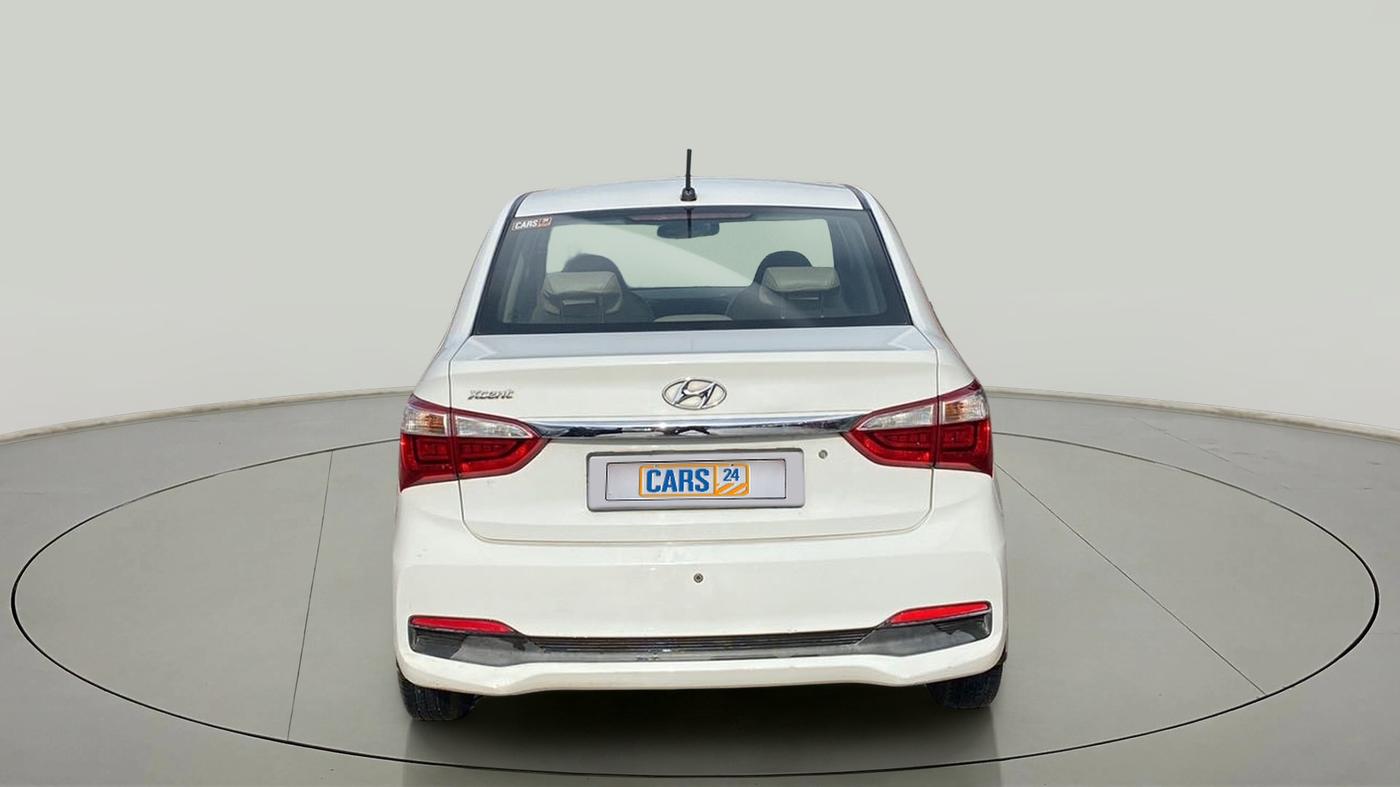 2017 Hyundai Xcent E+, Petrol, Manual, 27,747 km, Back/Rear