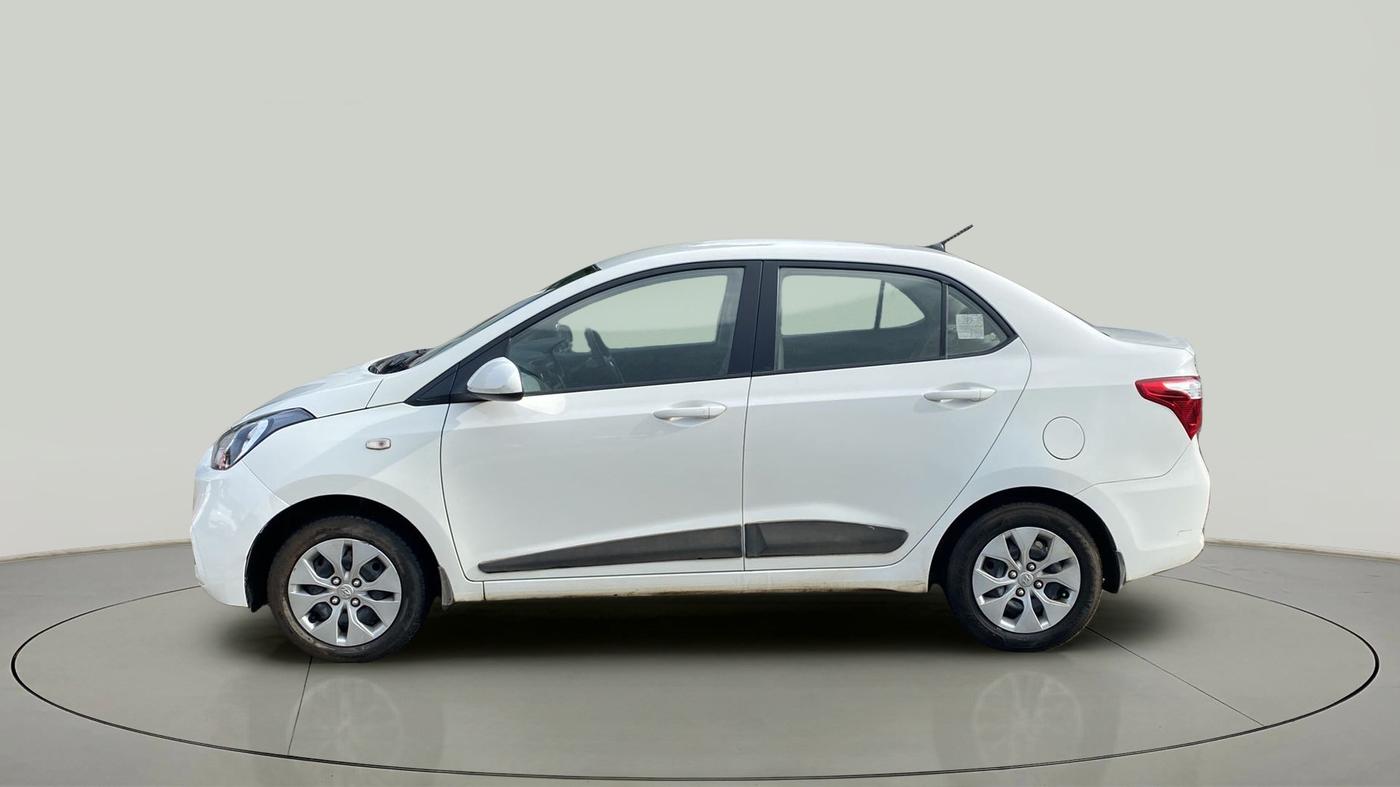 2017 Hyundai Xcent E+, Petrol, Manual, 27,747 km, Left Side