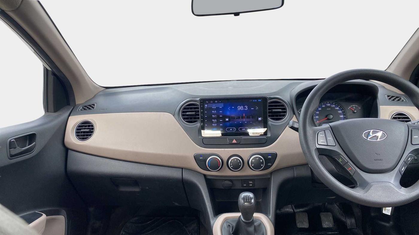 2017 Hyundai Xcent E+, Petrol, Manual, 27,747 km, Air Conditioner