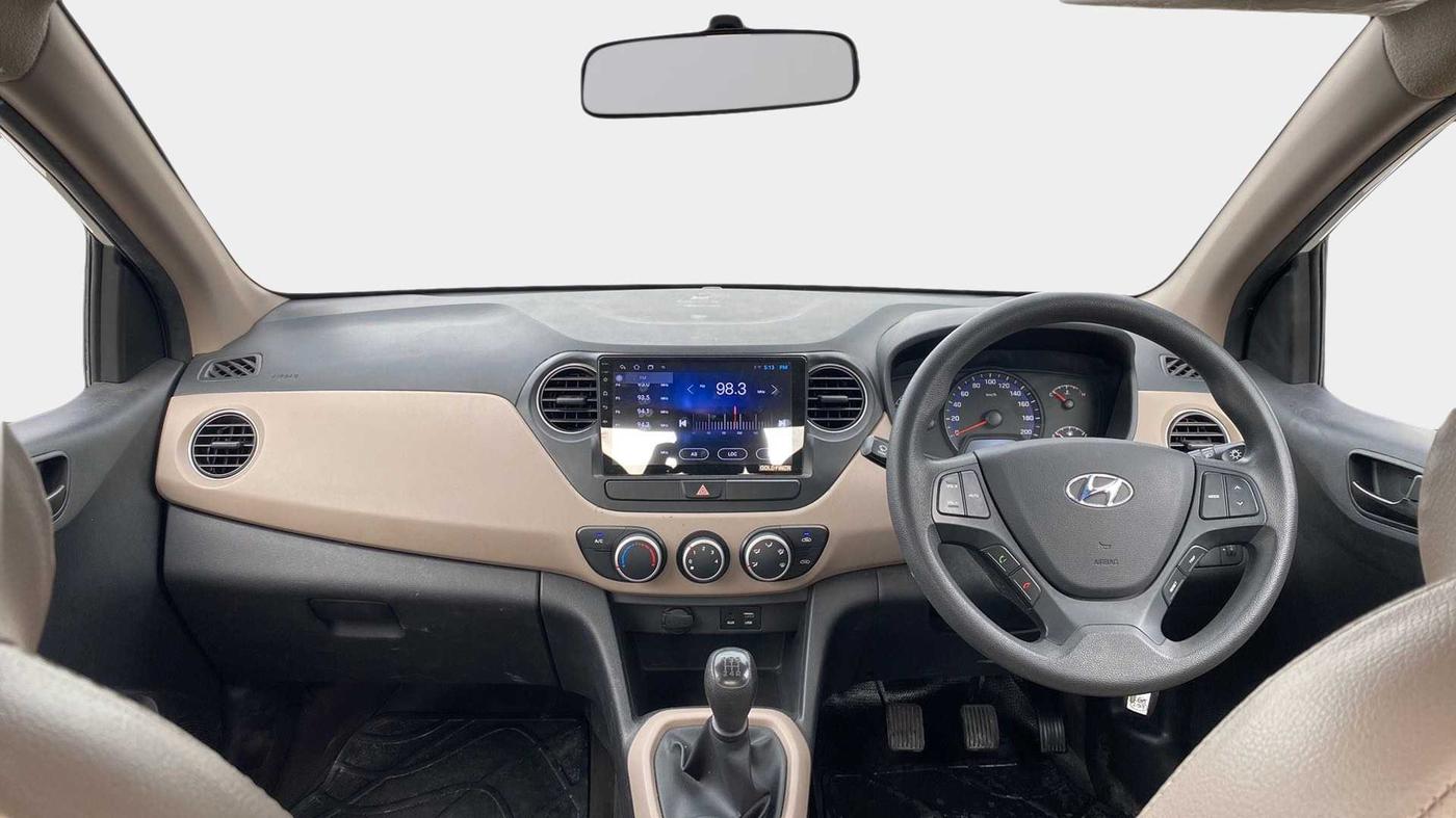 2017 Hyundai Xcent E+, Petrol, Manual, 27,747 km, Dashboard