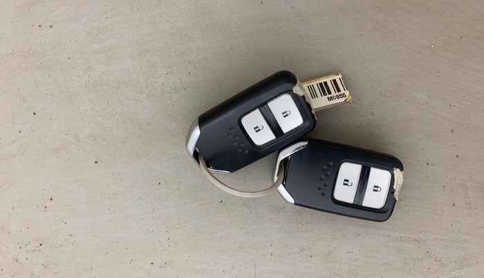 2018 Honda WR-V 1.5L I-DTEC VX MT, Diesel, Manual, 76,894 km, Key Close Up