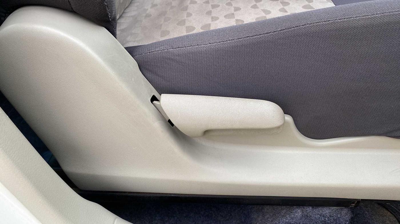 2015 Maruti Celerio VXI AMT, Petrol, Automatic, 34,914 km, Driver Side Adjustment Panel