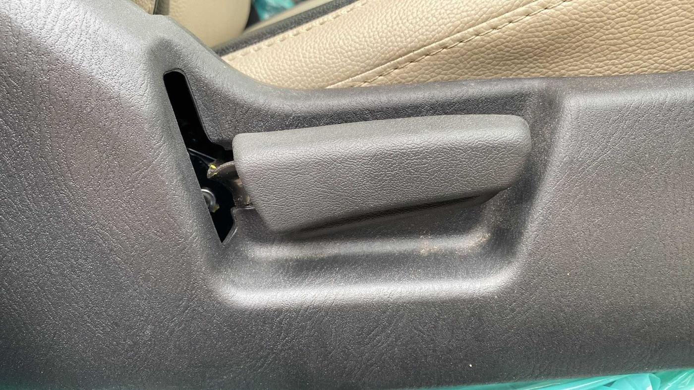 2020 Maruti Alto LXI, Petrol, Manual, 5,093 km, Driver Side Adjustment Panel