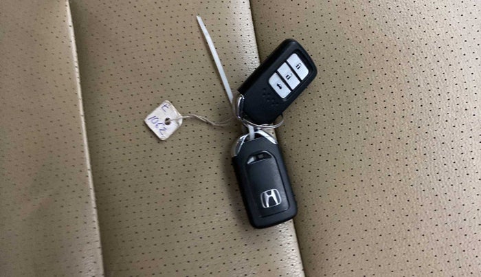 2017 Honda City 1.5L I-VTEC ZX CVT, Petrol, Automatic, 42,257 km, Key Close Up