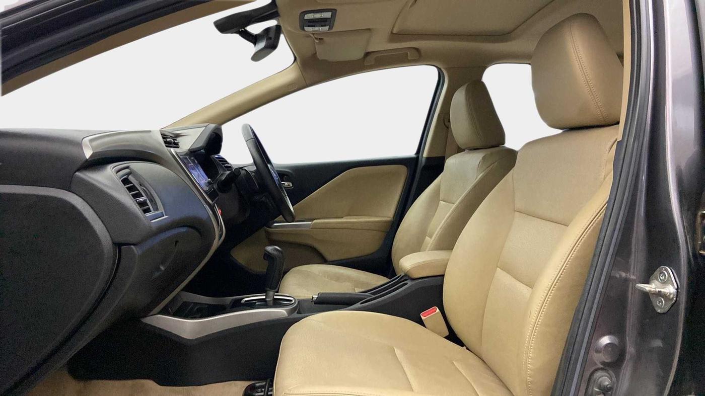 2017 Honda City 1.5L I-VTEC ZX CVT, Petrol, Automatic, 42,257 km, Right Side Front Door Cabin