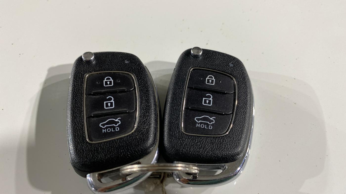 2017 Hyundai New Elantra 2.0 S PETROL, Petrol, Manual, 39,459 km, Key Close Up
