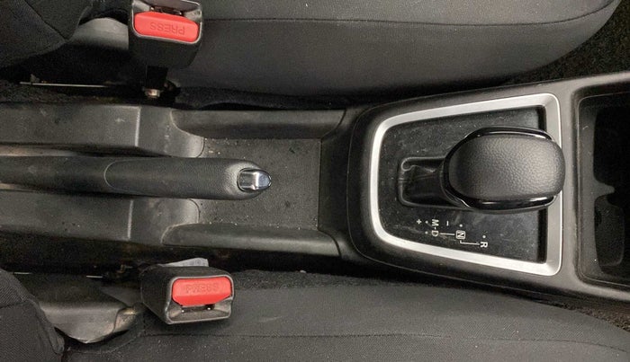 2018 Maruti Swift ZXI AMT, Petrol, Automatic, 76,836 km, Gear Lever