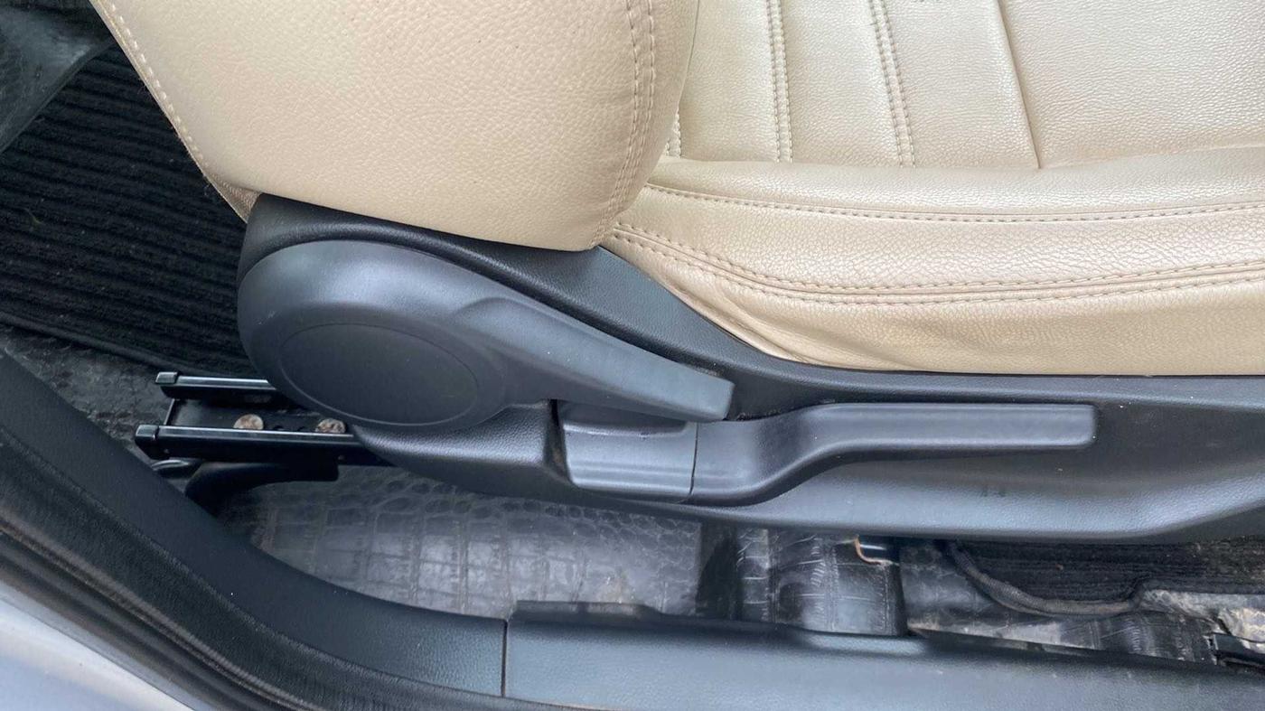 2018 Honda Amaze 1.2L I-VTEC V CVT, Petrol, Automatic, 10,398 km, Driver Side Adjustment Panel