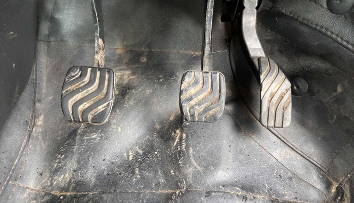 2020 Renault TRIBER RXZ, Petrol, Manual, 60,514 km, Pedals