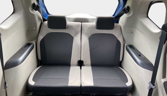 2020 Renault TRIBER RXZ, Petrol, Manual, 60,514 km, Third Seat Row ( optional )