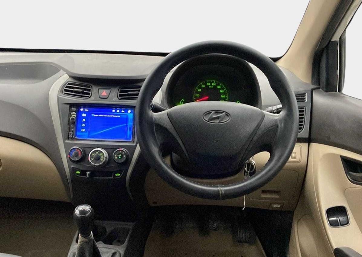 2017 Hyundai Eon ERA +, Petrol, Manual, 60,656 km, Steering Wheel Close Up