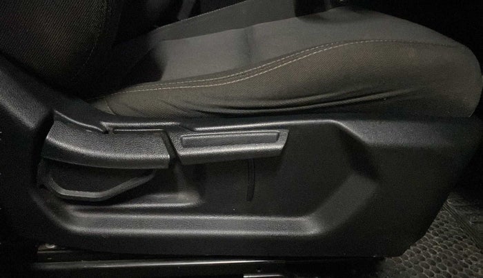 2019 Hyundai VENUE SX PLUS 1.0 TURBO DCT, Petrol, Automatic, 41,704 km, Driver Side Adjustment Panel