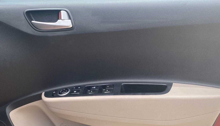 2016 Hyundai Grand i10 ASTA AT 1.2 KAPPA VTVT, Petrol, Automatic, 29,013 km, Driver Side Door Panels Control
