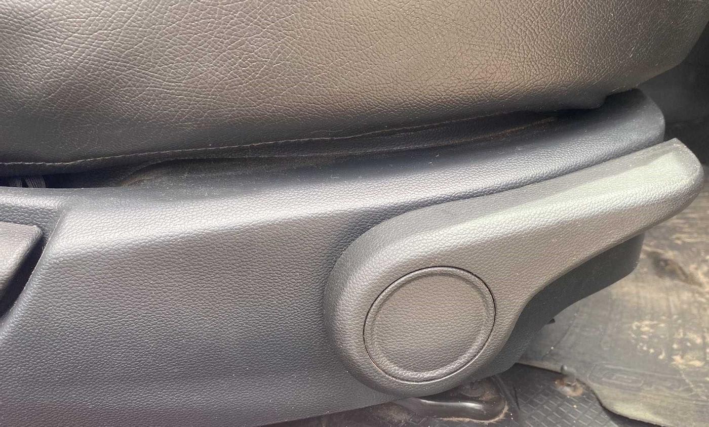 2016 Hyundai Grand i10 ASTA AT 1.2 KAPPA VTVT, Petrol, Automatic, 29,013 km, Driver Side Adjustment Panel