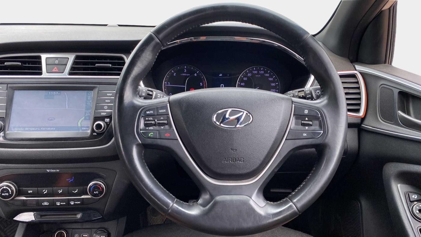 2017 Hyundai i20 Active 1.4 SX, Diesel, Manual, 39,981 km, Steering Wheel Close Up