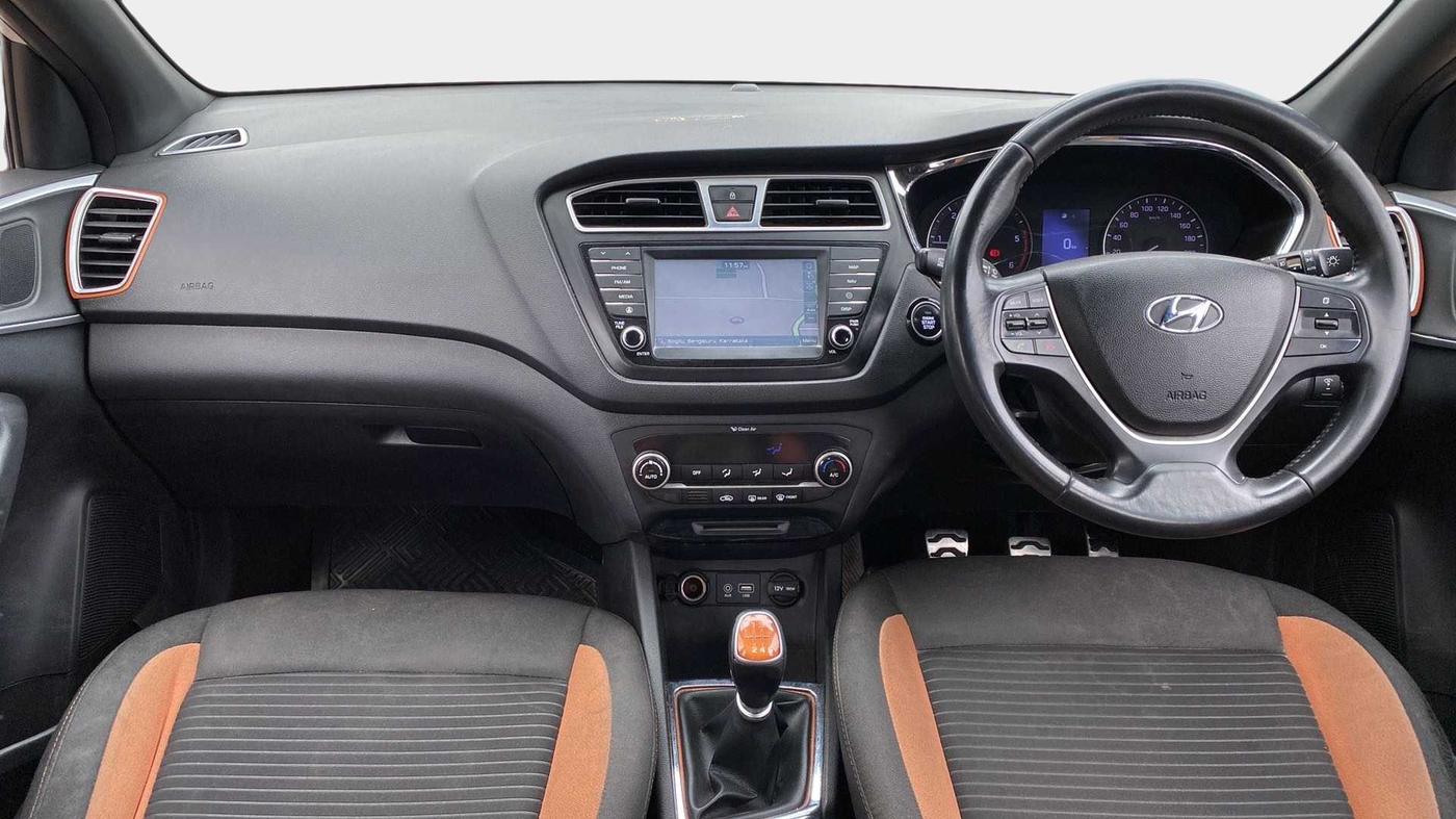 2017 Hyundai i20 Active 1.4 SX, Diesel, Manual, 39,981 km, Dashboard