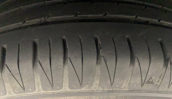 2021 KIA SONET GTX PLUS 1.0 DCT, Petrol, Automatic, 22,944 km, Right Rear Tyre Tread