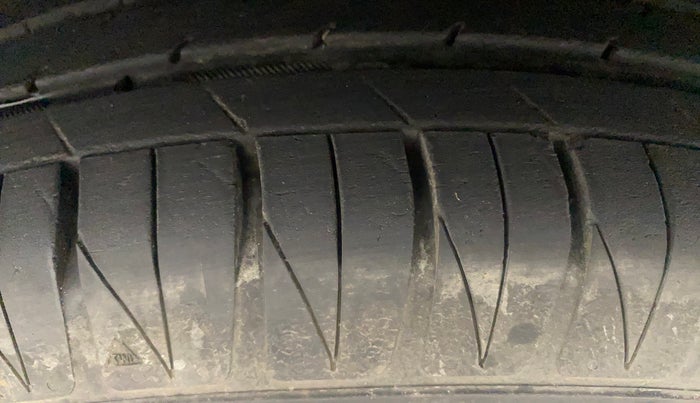 2021 KIA SONET GTX PLUS 1.0 DCT, Petrol, Automatic, 22,944 km, Left Front Tyre Tread