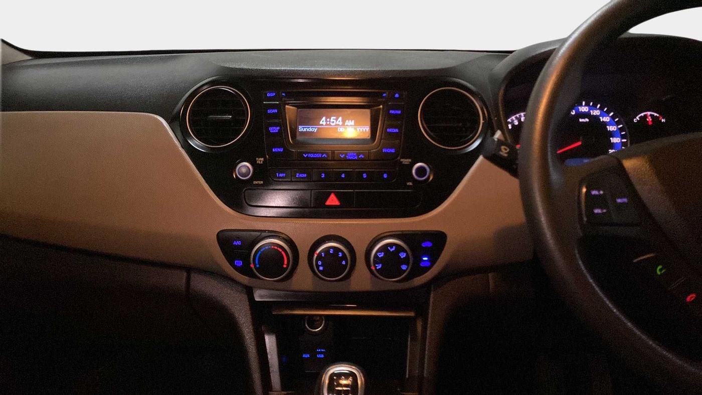 2014 Hyundai Xcent S 1.2, Petrol, Manual, 83,671 km, Air Conditioner
