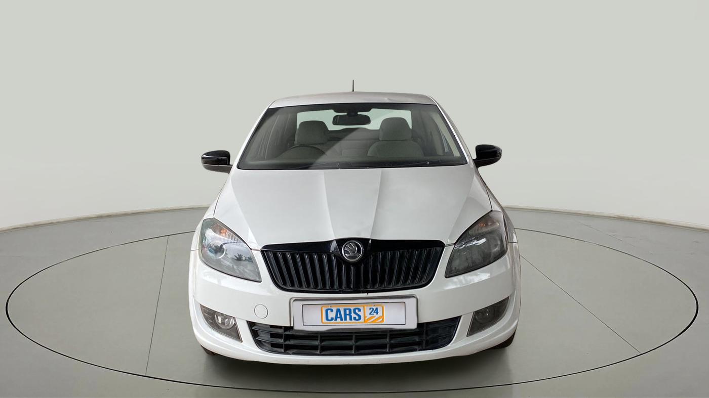 2015 Skoda Rapid 1.5 TDI CR ELEGANCE AT, Diesel, Automatic, 70,476 km, Front