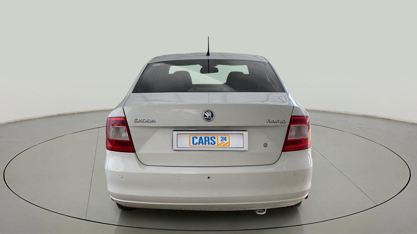 2015 Skoda Rapid 1.5 TDI CR ELEGANCE AT, Diesel, Automatic, 70,476 km, Back/Rear