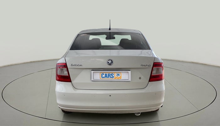 2015 Skoda Rapid 1.5 TDI CR ELEGANCE AT, Diesel, Automatic, 70,476 km, Back/Rear