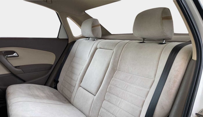 2015 Skoda Rapid 1.5 TDI CR ELEGANCE AT, Diesel, Automatic, 70,476 km, Right Side Rear Door Cabin