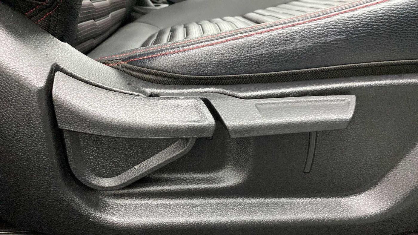 2021 KIA SONET GTX PLUS 1.0 IMT, Petrol, Manual, 40,234 km, Driver Side Adjustment Panel