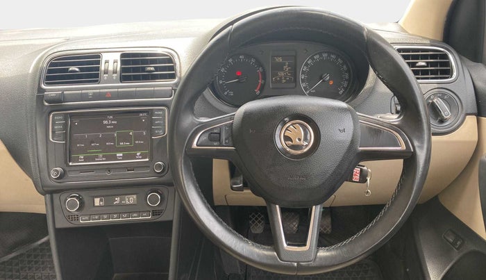 2018 Skoda Rapid STYLE 1.6 MPI, Petrol, Manual, 51,073 km, Steering Wheel Close Up