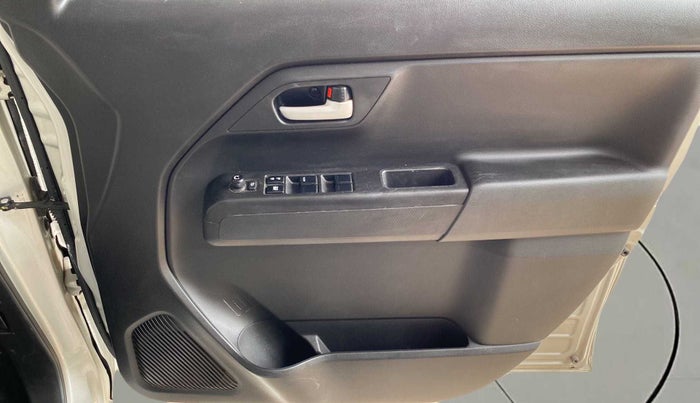 2022 Maruti New Wagon-R ZXI 1.2, Petrol, Manual, 6,507 km, Driver Side Door Panels Control
