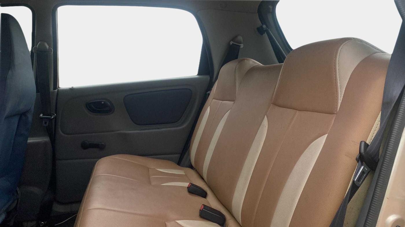 2012 Maruti Alto K10 VXI, Petrol, Manual, 35,084 km, Right Side Rear Door Cabin